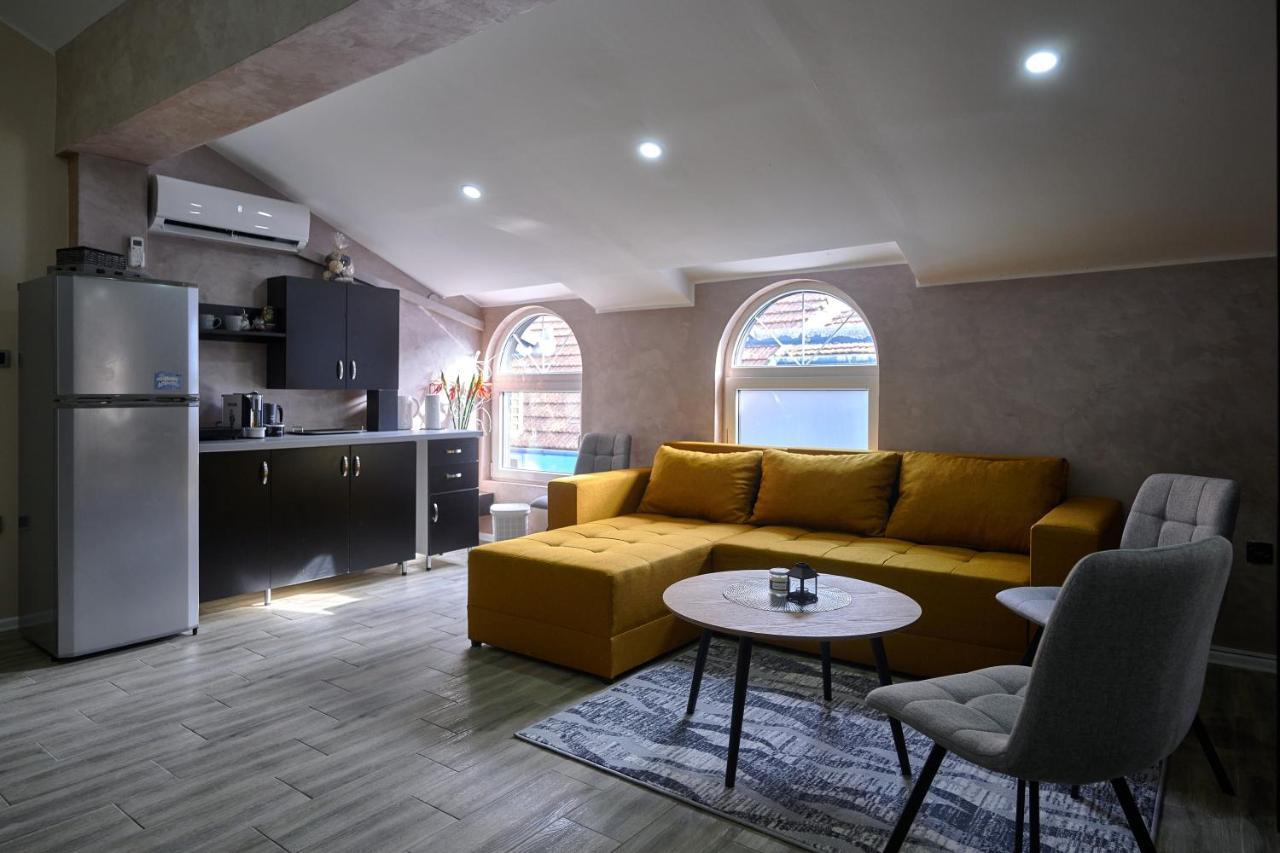 Vanimi Lux Apartmani Кикинда Экстерьер фото