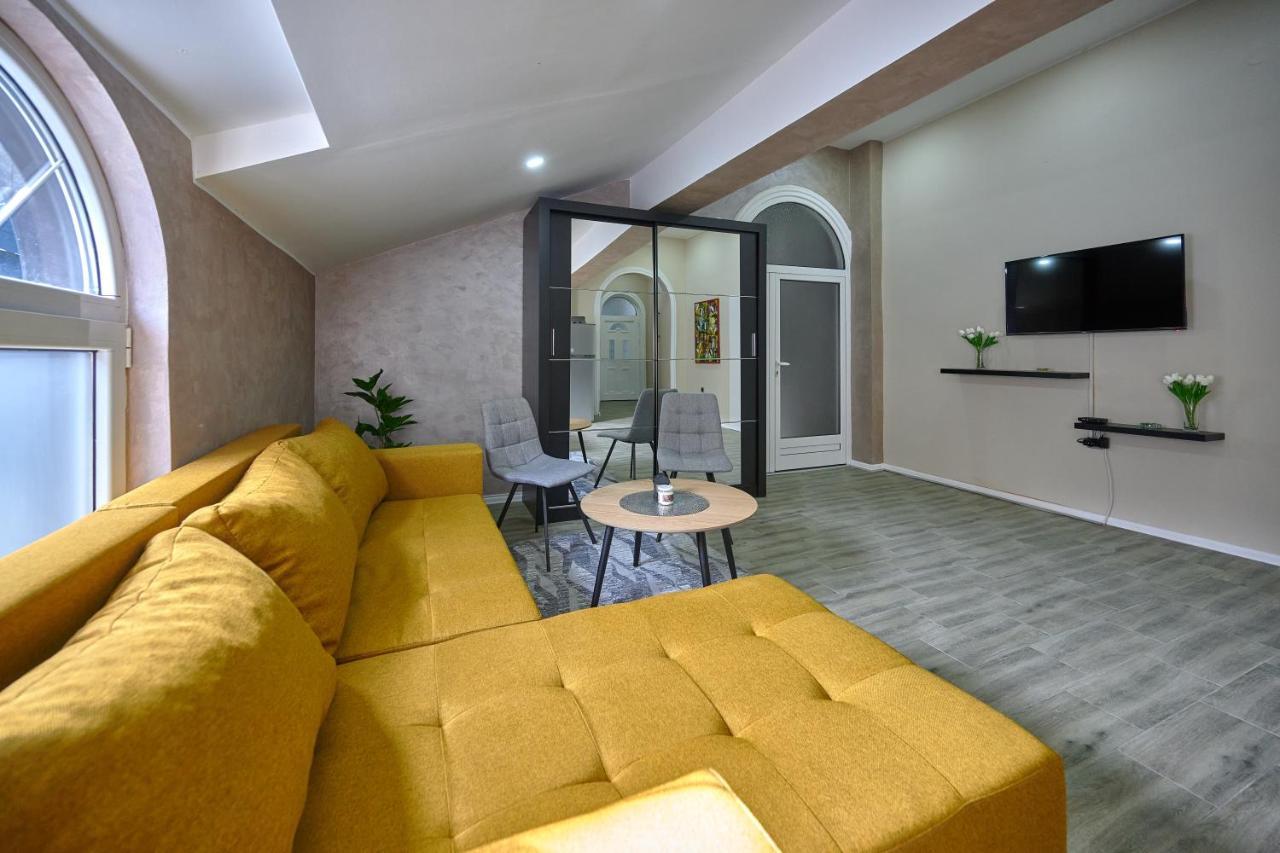Vanimi Lux Apartmani Кикинда Экстерьер фото